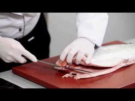 Как быстро разделать лосося и правильно засолить филе Мастер класс и рецепт Уриэля Штерна