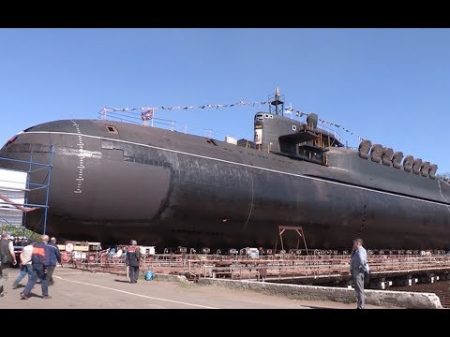 Крейсер Екатеринбург вывели из цеха