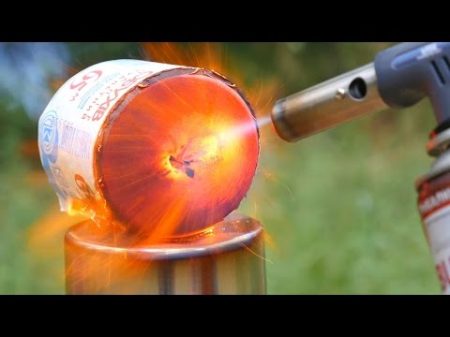 ТУАЛЕТНАЯ БУМАГА VS ГАЗОВАЯ ГОРЕЛКА