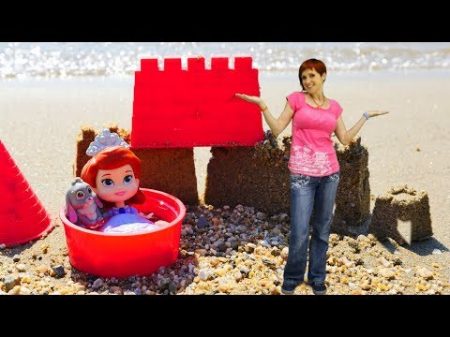 Видео для детей София Прекрасная и Маша Капуки на море