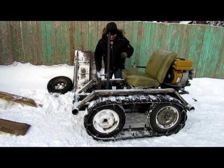 Минитрактор из мотоблока Нева Чистим снег на даче Homemade mini dozer