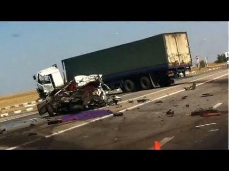Подборка аварий фур грузовиков Август 2014 часть 2