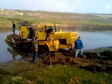 К 700 ПРOХОДИ ЧЕРЕЗ РЕКУ