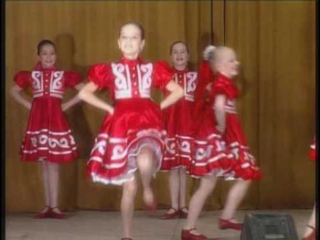 4 двора Варенька Russian DANCE