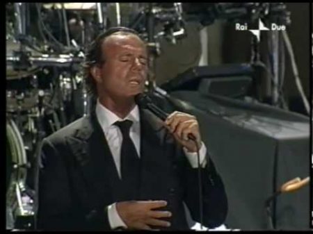 Julio Iglesias Cant help falling in love