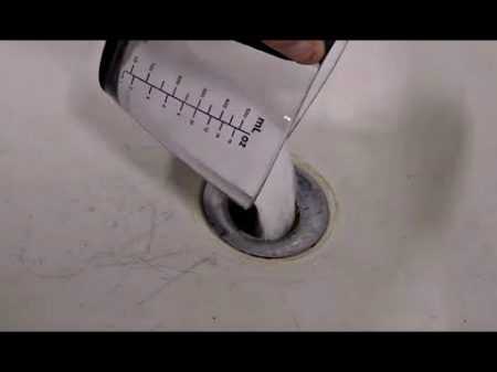 ВЫСЫПЬТЕ СТАКАН СОЛИ В РАКОВИНУ ТО ЧТО ПРОИЗОЙДЕТ ДАЛЬШЕ ВАС ПРИЯТНО УДИВИТ