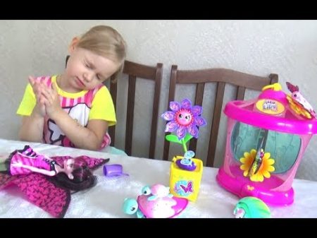 Алиса показывает новые игрушки для детей !
