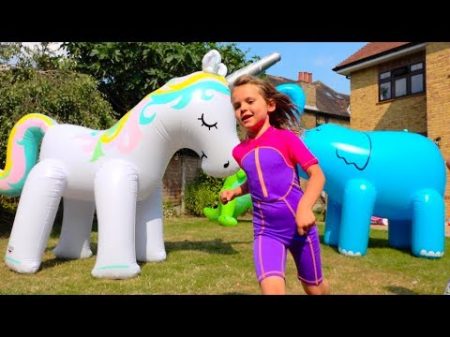 Гигантские Надувные животные и водные игры на батуте и Giant water Wubble Bubble Ball on trampoline