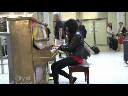 Street Piano Mozart Alla Turca Jazz by Fazil Say Version by AyseDeniz