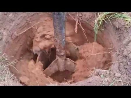 Бурение колодца ямобуром