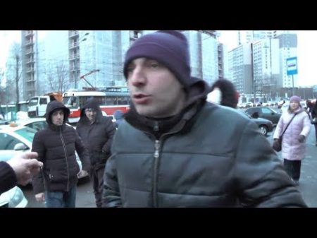 Нападение агрессивных таксистов у Гагаринского Ашана