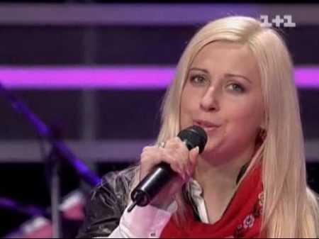 Антоніна Матвієнко співає Не метелиця Голос країни Сліпі прослуховування Сезон 1