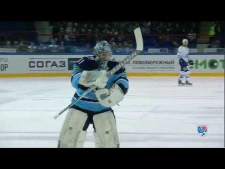 Беспалов подменяет Салака на буллит Sibir switch goalies for a penalty shot