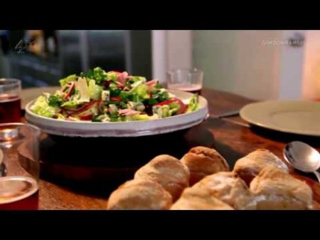 Крестьянский обед от Гордона Рамзи Крестьянский салат и хлеб на пиве