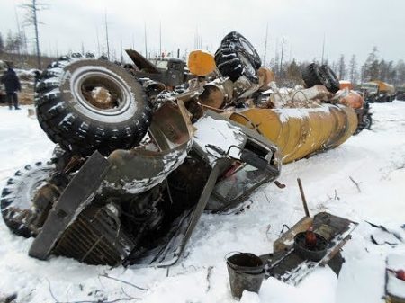 Мастерство и безбашенность водителей тяжелой техники на севере России 6 great roads North of Russia