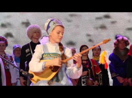 Александра Киселева из Атырау казахская домбра