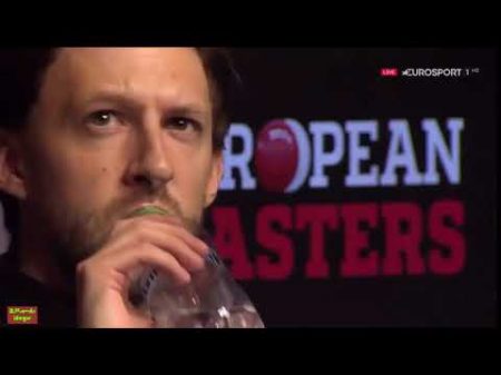 Ronnie O sullivan unbelievable shots vs Judd Trump