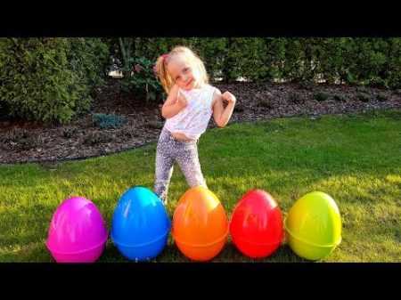 Alisa plays with Giant Surprise eggs !