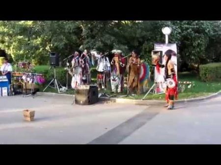 Эквадорские индейцы в Москве 2 Группа Camuendo Marka Inti Taki