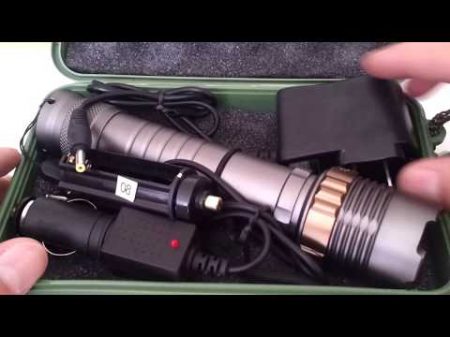 Unboxing 2000 Lm Zoomable CREE XM L T6 LED 18650 Flashlight