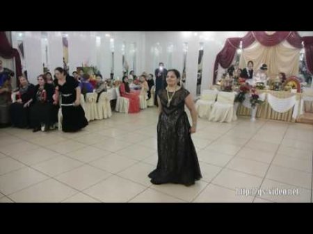 Веселая цыганская свадьба Миша и Русалина Танцуют девочки