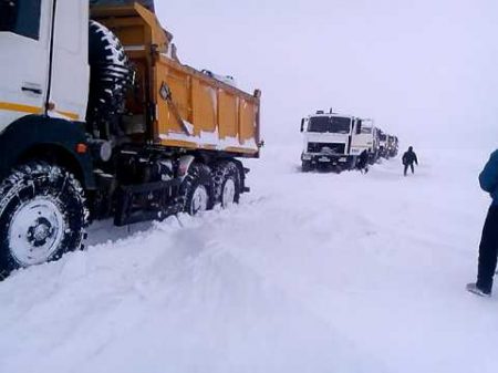 Мазы на зимнике Бованенкого Тамбей