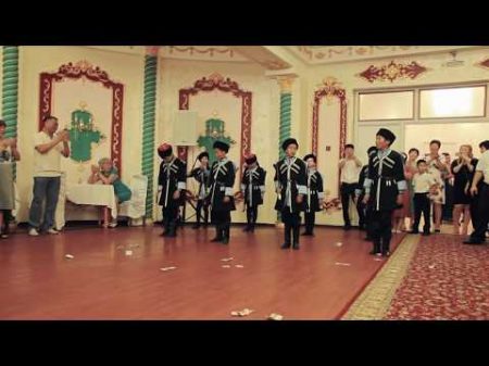 Народные танцы! Танец Терских Казаков! Детский ансамбль Мингн байн на канале ZaanOnline