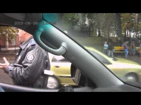 Капітан ДАЙ не дай у Яремче 26 08 2013 думає що він керує процесом Капітан ДАЙ не дай у Яремче 26 08 2013 думає що він керує процесом