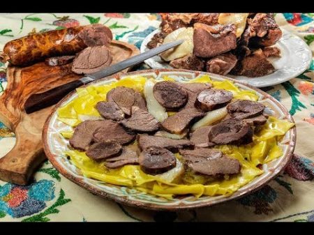 Иностранцы впервые пробуют казахскую еду Курт их шокировал