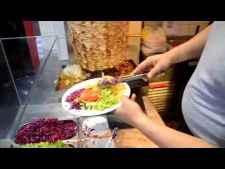 Best Shawarma of The World Star Kebab Budapest شاورما 沙威瑪 Шаурма Street Food