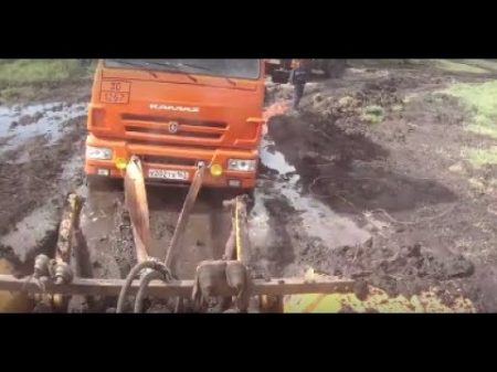 Трактор КИРОВЕЦ Вытаскивал КАМАЗЫ Небольшой гряземес