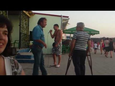 Парень суперски поёт широка река смотреть со 2 й минуты