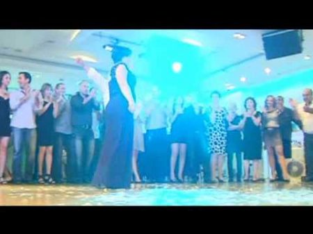 Лезгинка в Израиле танцуют родители невесты