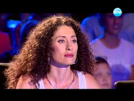 X Factor Bulgaria 15 годишната Анна Мария разплака журито